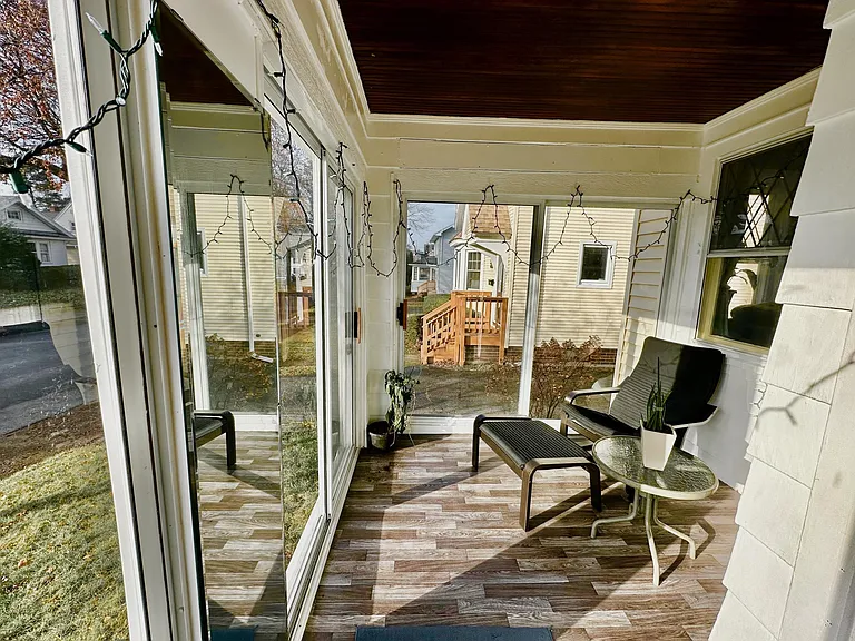 3-season Front Porch