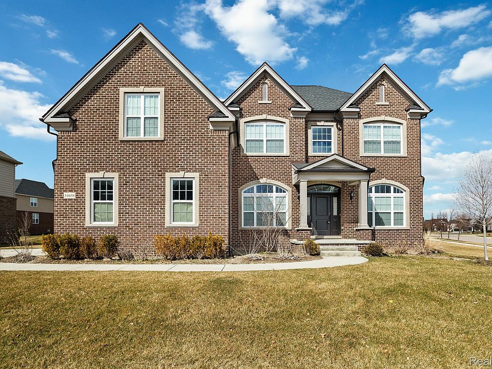 1st image of 51038 Gulfstream Park Ln