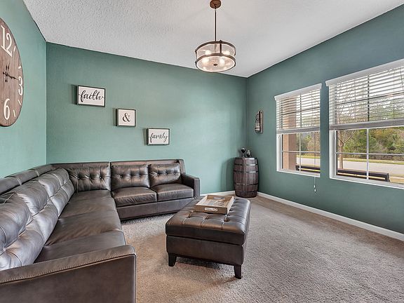 4th image of 166 Wayfare Ln