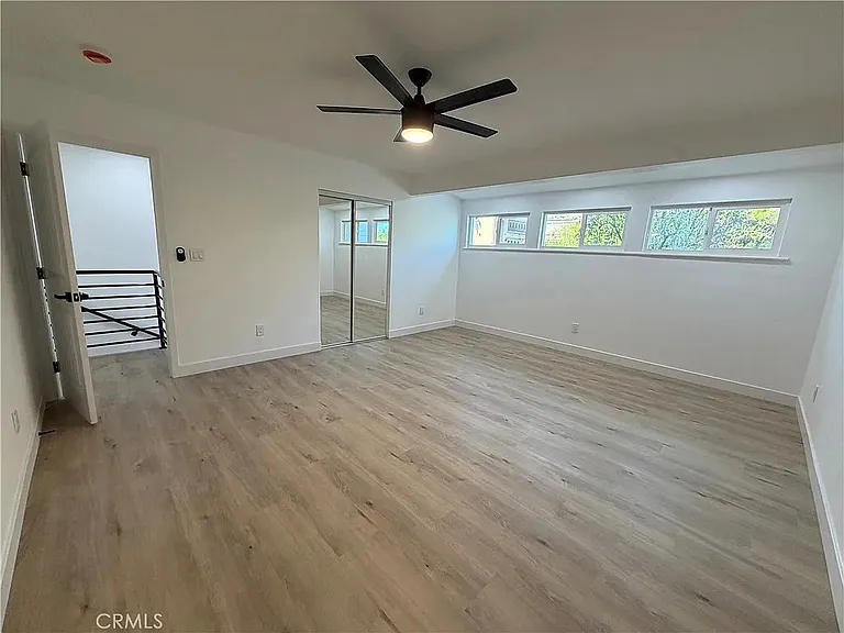 755 Huston Dr — Photo 31
