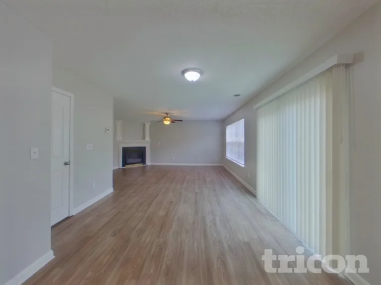 12724 Deaton Hill Dr — Photo 5