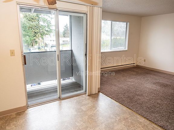 5th image of 302 163rd Street Ct E APT 6