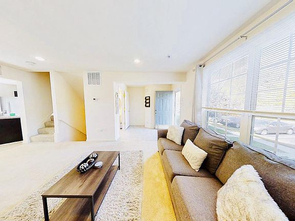 4th image of 2648 Cedar Elm Dr
