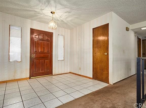 4th image of 7222 Kenyon Ave