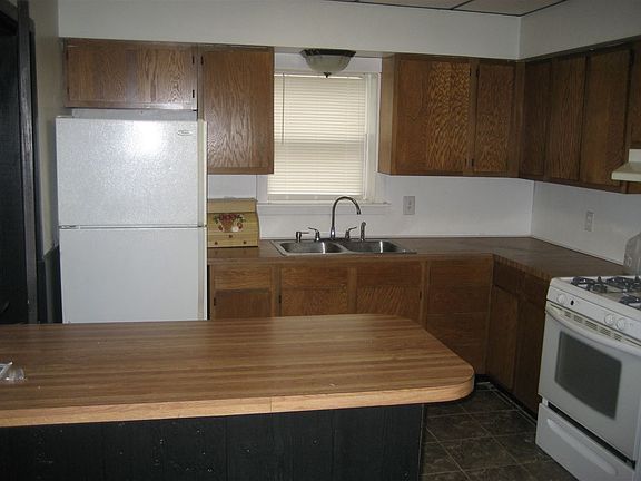 3rd image of 301 S Catherine St