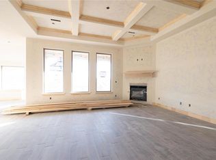 8224 Mountain Oak Dr, Edmond, OK 73034