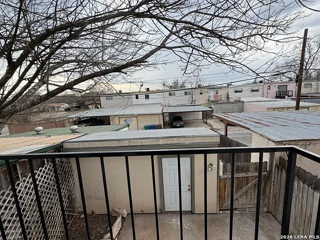 6631 Spring Hurst St — Photo 33