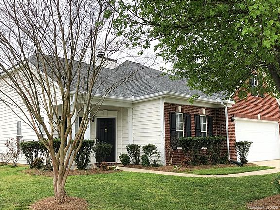 2nd image of 4930 Stowe Derby Dr