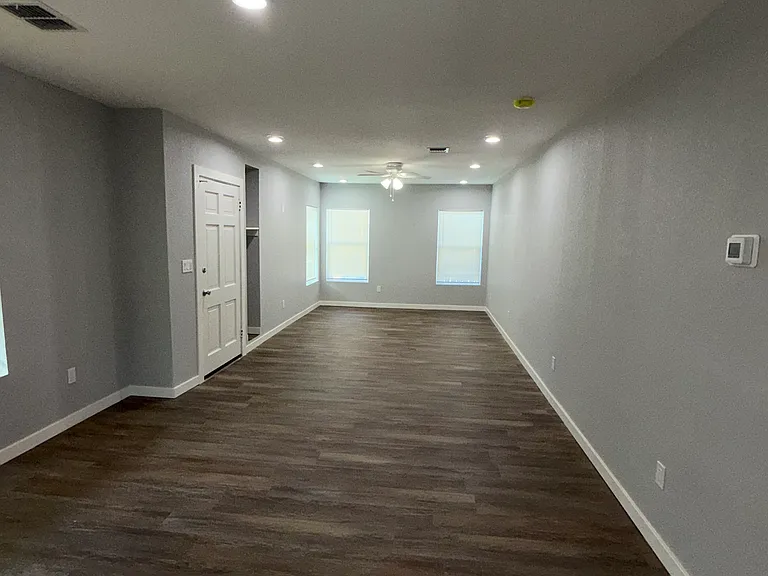 334 W Hermosa Dr — Photo 3