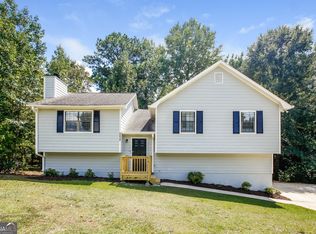 2212 Cedar Creek Ln, Lithia Springs, GA 30122
