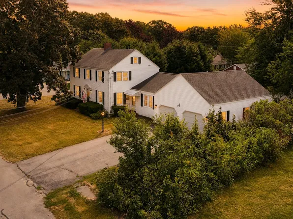 15 Walton Street, Westbrook, ME 04092