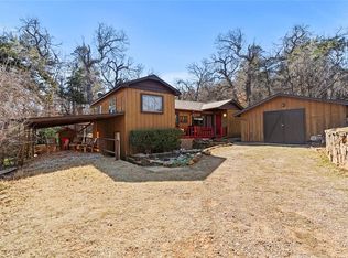 569 5th St, Hinton, OK 73047