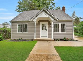 18 Haug Dr, Ronkonkoma, NY 11779