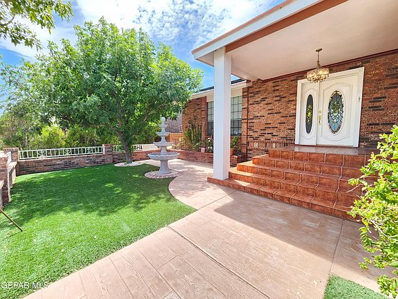 5th image of 1397 Vista Granada Dr