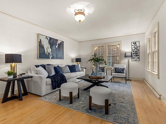 5th image of 1609 CLARK STREET
