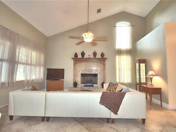 4th image of 434 Sunshine Dr