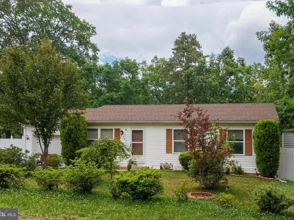 140 Bayberry St, Browns Mills, NJ 08015