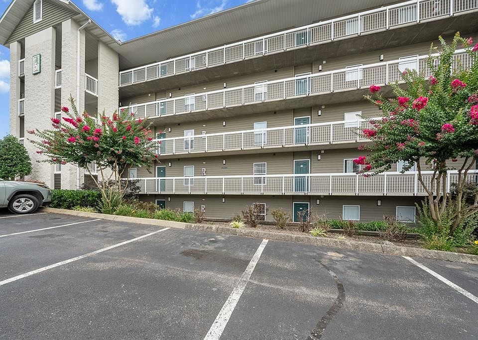 1st image of 205 Ogle Dr #512