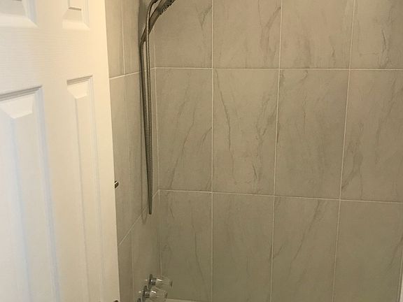 4th image of 1061 Elizabeth St APT 302