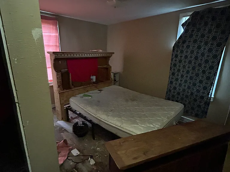 46 Eckhard Ave — Photo 4