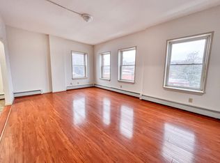 296 Park St APT 4E, Hartford, CT 06106