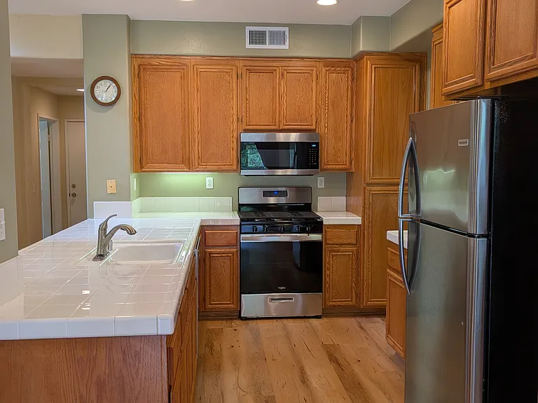 11859 Stonedale Ct — Photo 6