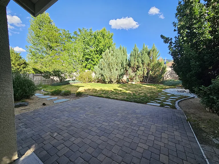10185 Hampton Park Dr — Photo 4