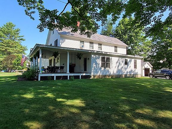 Very large corner lot