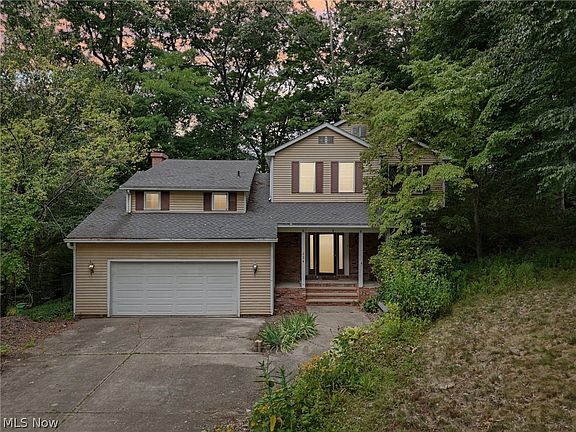2nd image of 234 Monticello Dr