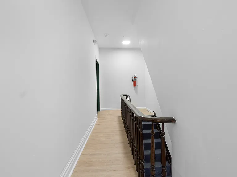 26 S Mulberry St #2R — Photo 10