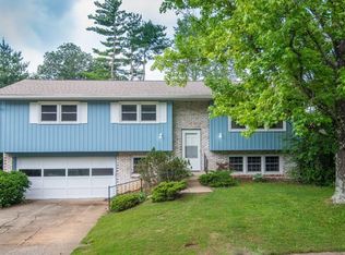 3518 Wellington Dr, Bloomington, IN