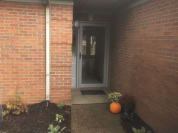 2nd image of 3788 Carmona Dr