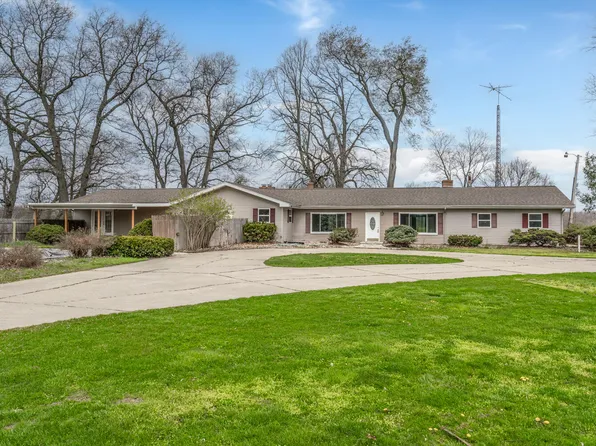 11886 Riverside Dr, White Pigeon, MI 49099