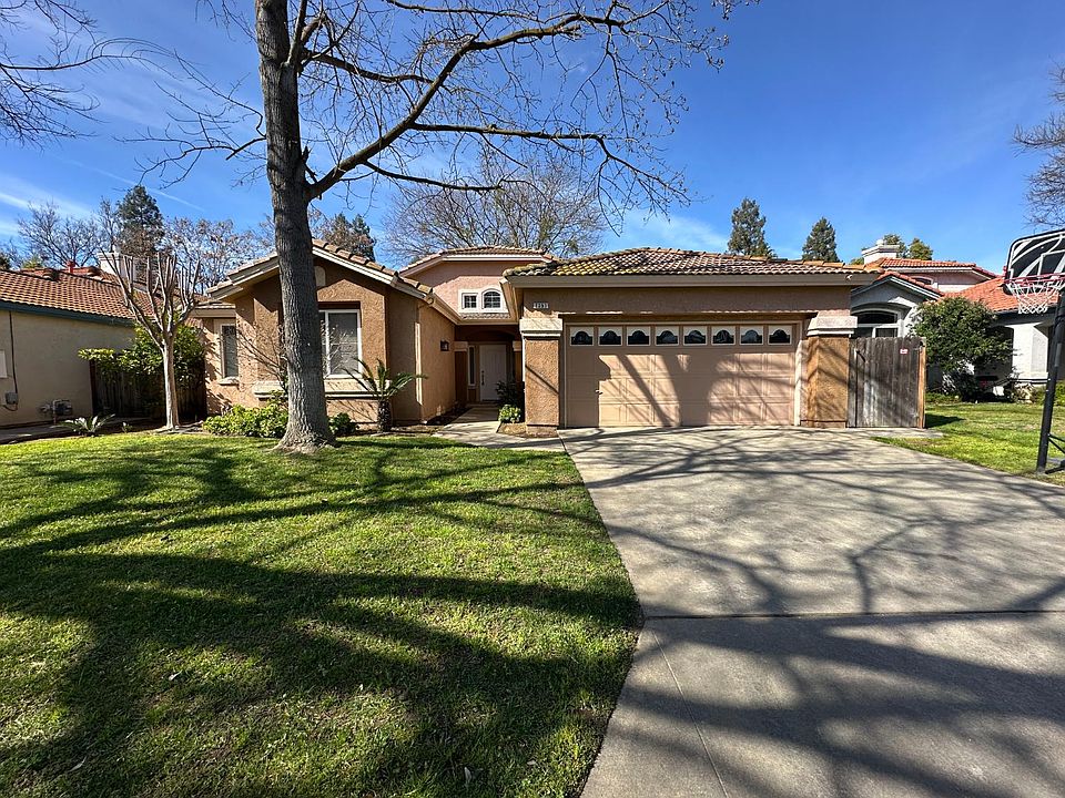 1st image of 7351 N Bain Ave