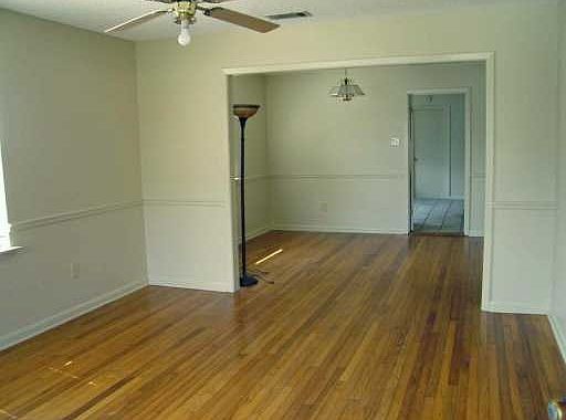 2nd image of 420 Aris Ave
