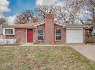 1303 Stone Creek Dr, Mansfield, TX 76063