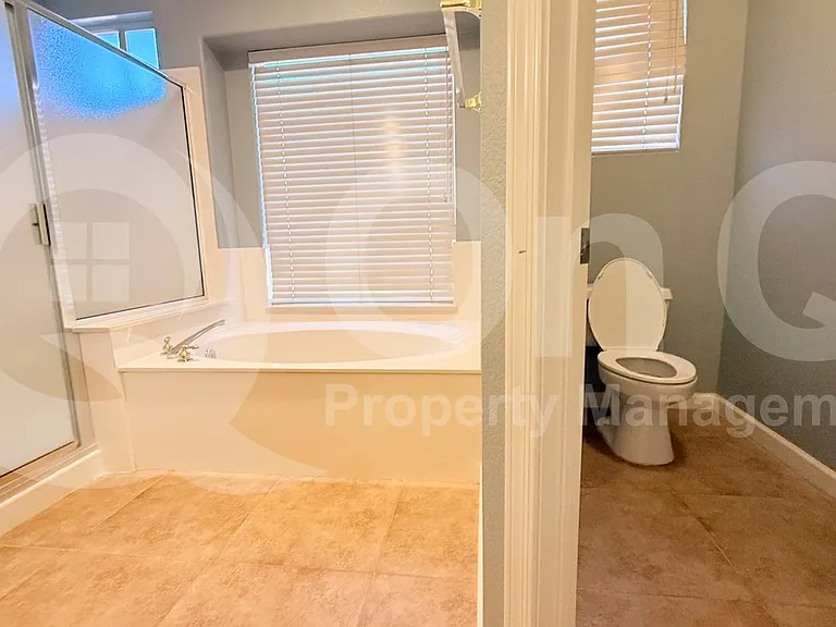 9405 E Presidio Rd — Photo 23