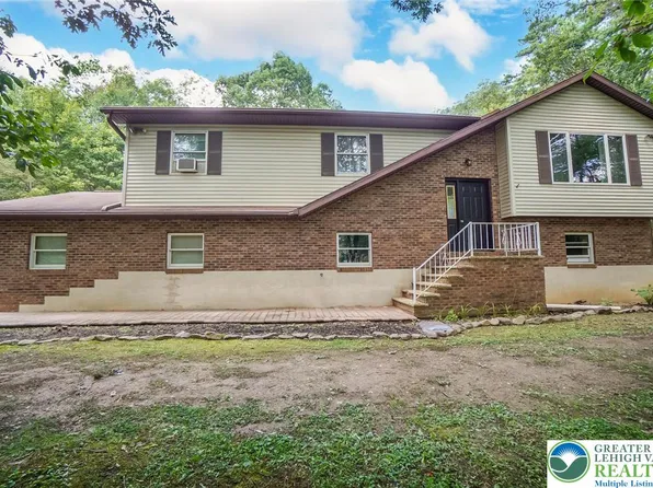770 Mill Run Dr, Lehighton, PA 18235