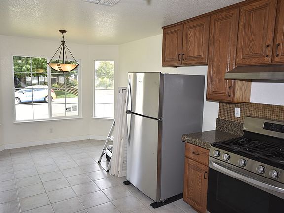 4th image of 8717 Aspen Hill Ct