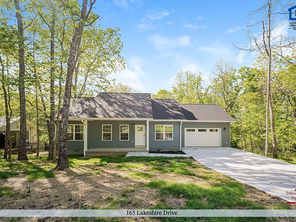 1st image of 165 Lakeshire Dr