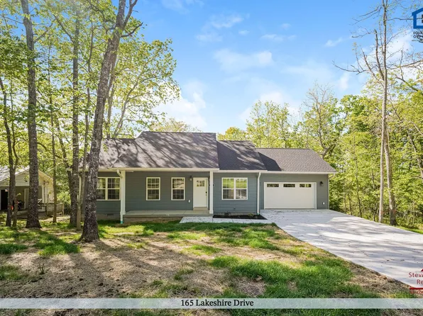 165 Lakeshire Dr, Crossville, TN 38558