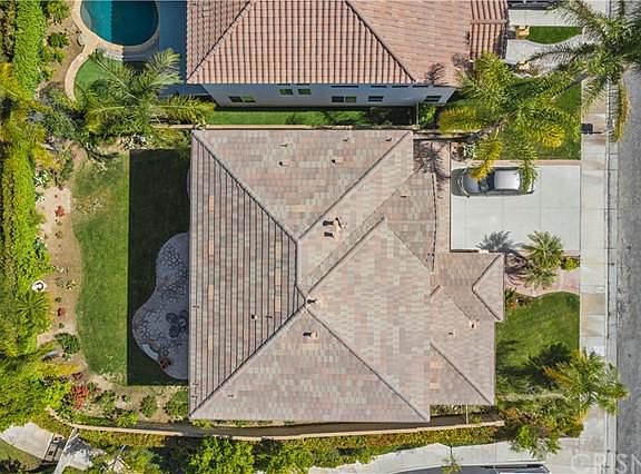 2nd image of 28033 Promontory Ln