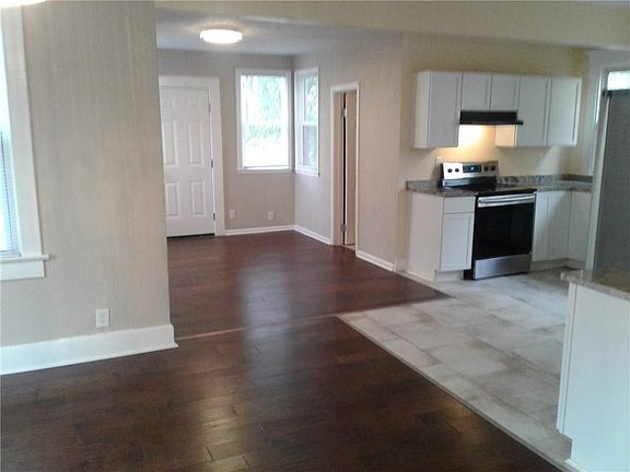 2nd image of 3339 N New Jersey St