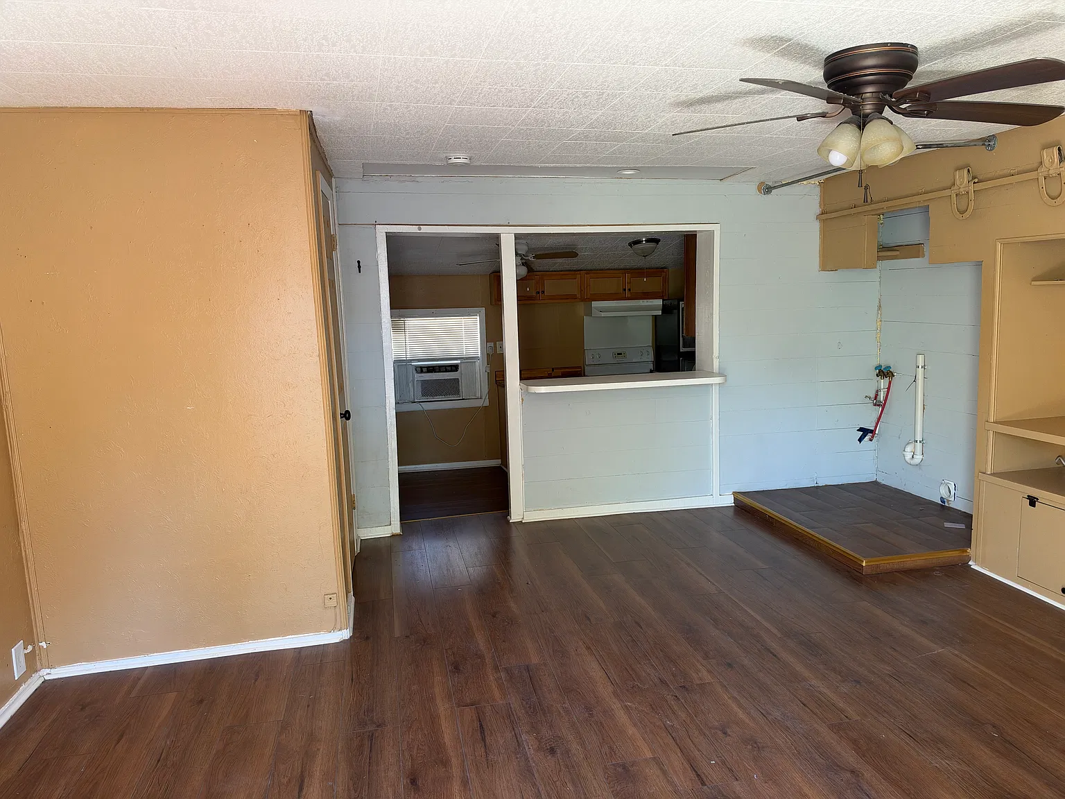 Studio, 500 sqft, $775 — Photo 2