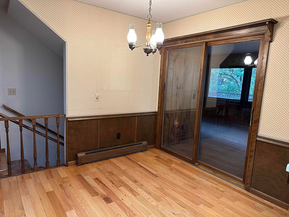 710 Ridge Rd, Decorah, IA 52101 Zillow