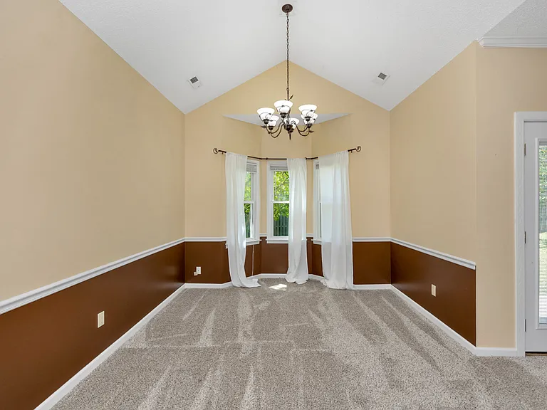 722 Highland Dr — Photo 11