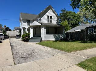 110 N Park Ave #2, Waukegan, IL 60085