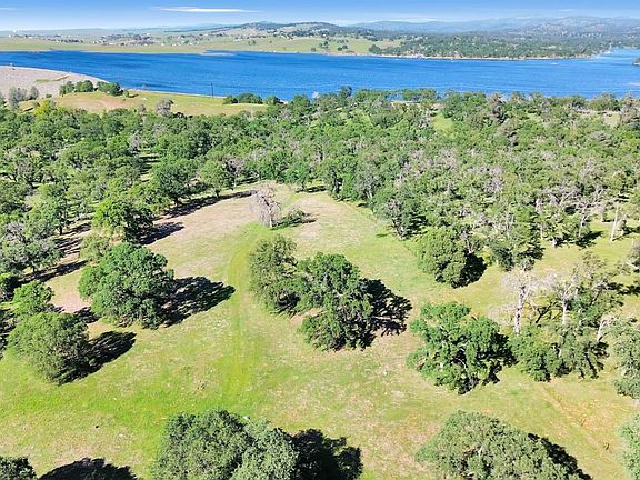 3rd image of McCourtney Rd