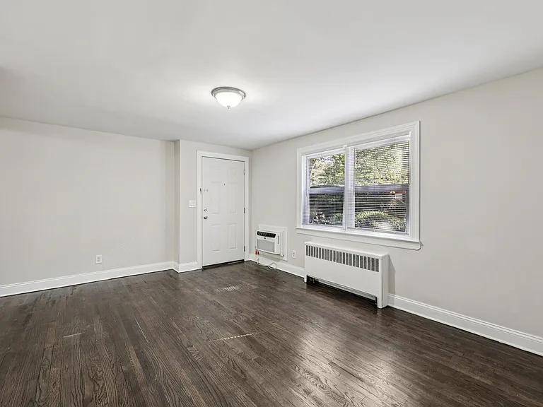 Eagle Rock Apartments — Photo 28