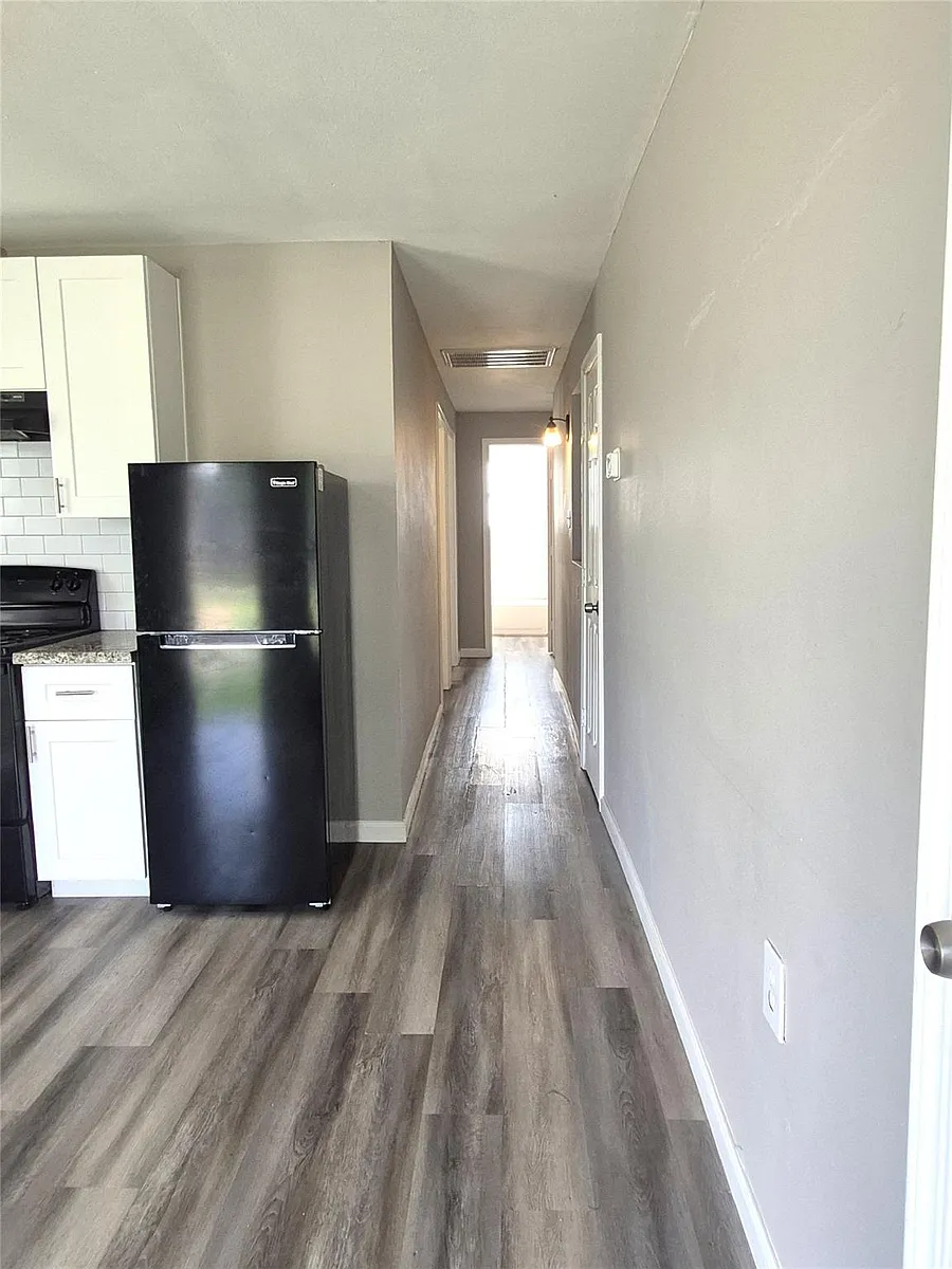 Building Photo - 1801 Roosevelt St #1801